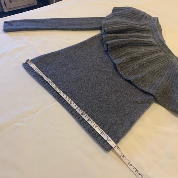 Aqua 100% cashmere grey sweater one sleeve XS - Picture 9 of 14